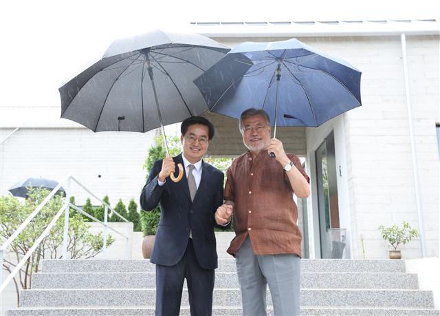 김동연 당선인, 문재인 전 대통령 예방