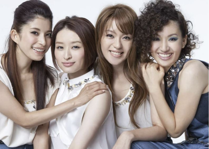 일본 아이돌 그룹 스피드. 왼쪽에서 세 번째 이마이 에리코. 스포티파이