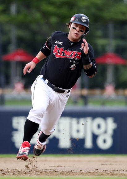 36세 박병호 홈런 선두