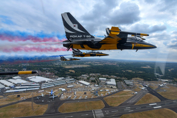 ‘판보로 에어쇼’ 참가한 블랙이글스