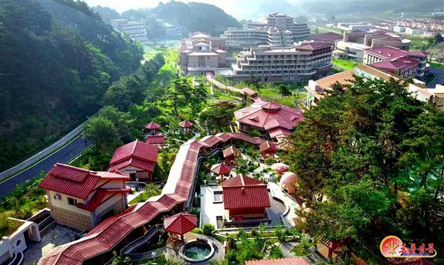 북한, 창립 40주년 백두산건축연구원 성과 조명