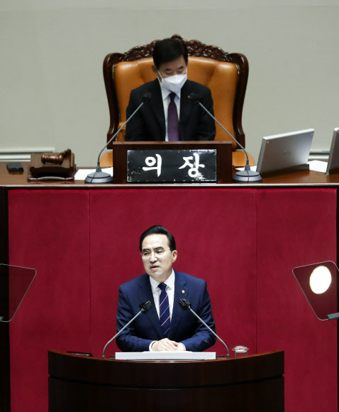 민주당 박홍근 원내대표가 지난 20일 국회에서 교섭단체 대표연설을 하고 있다. 연합뉴스