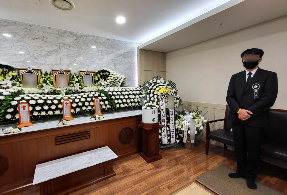 ‘폭우 참변’ 발달장애 가족 빈소 차려진 여의도성모병원