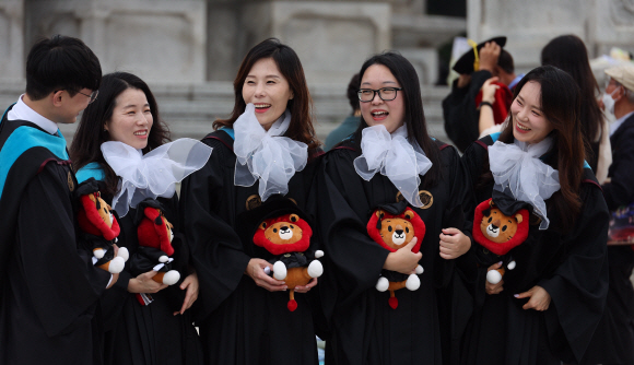 경희대 학위수여식