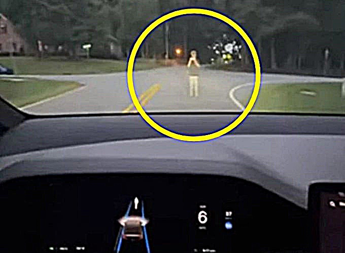 ‘테슬라 지지자’ 카마인 쿠파니가 올린 영상에는 오토파일럿 모드로 2차로 도로를 시속 41마일(65㎞)로 달리던 차량이 교차로 한복판에서 스마트폰을 들고 서 있는 아들 앞에서 주행을 멈추는 모습이 담겼다. 유튜브