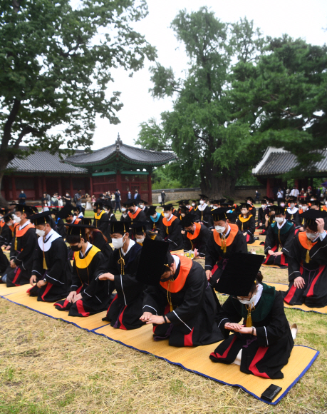 3년 만에 열린 조선시대 전통 졸업식 