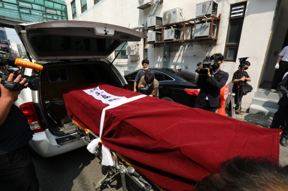 세 모녀의 마지막 길