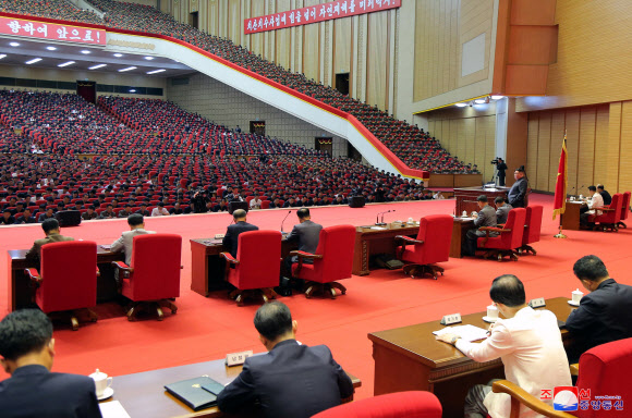 김정은, 국가재해방지회의 주재…“인민생명보다 귀중한 것 없어”
