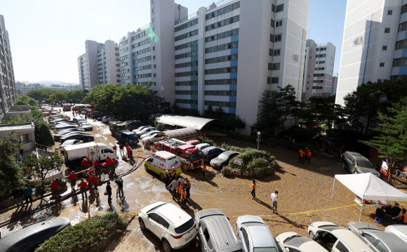 이어지는 수색작업