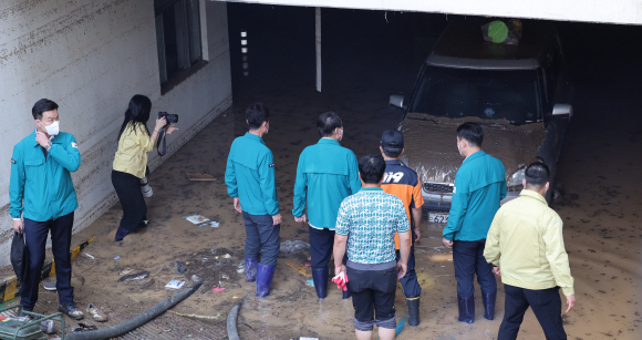 수해현장 찾은 윤석열 대통령