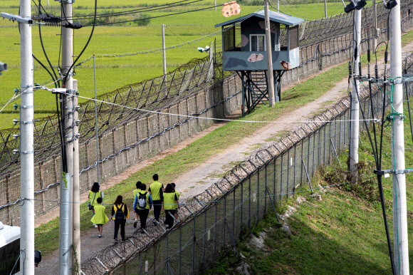 다시 열린 DMZ ‘평화의 길’