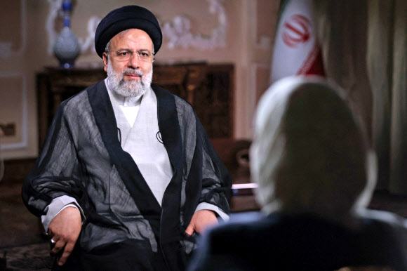 미국 CBS 방송과 인터뷰 하는 라이시 이란 대통령