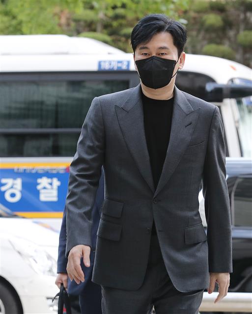 법정으로 향하는 양현석 YG 전 대표