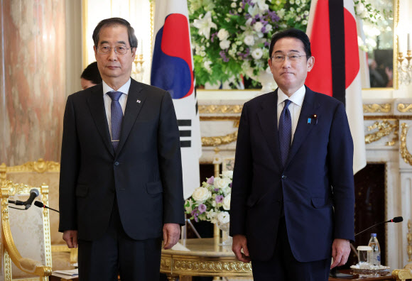 기시다 총리 만난 한덕수 총리