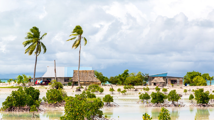 기후위기 직격탄 맞은 키리바시 섬