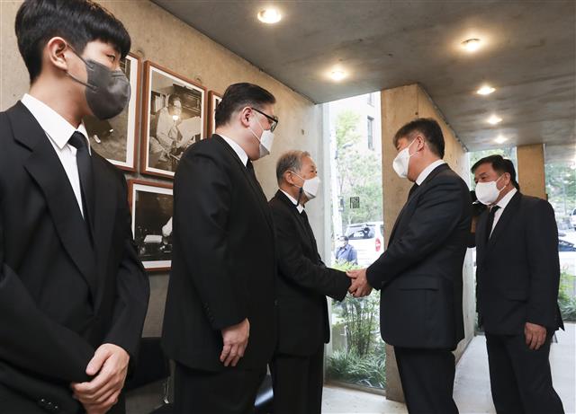 김동길 교수 빈소 조문 마친 김대기 대통령실 비서실장