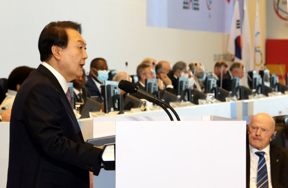 ANOC 총회 기조연설하는 윤석열 대통령