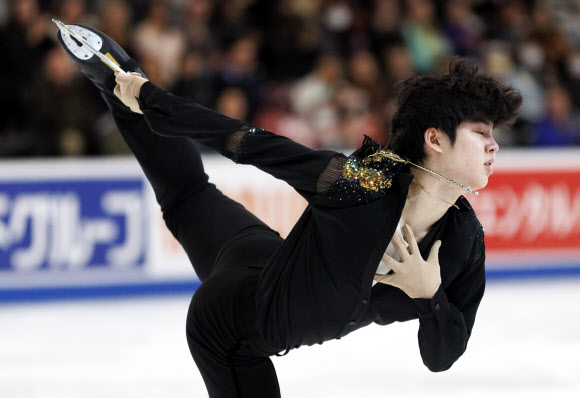 Junhwan Cha of Korea competes in the Men‘s Short program during the Figure Skating Grand Prix America 2022 in Norwood, Massachusetts, USA, 21 October 2022.  EPA 연합뉴스