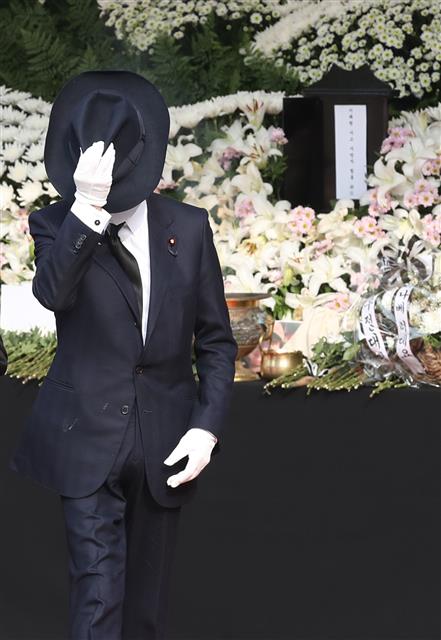 ‘이태원 참사’ 조문 마친 아소 다로