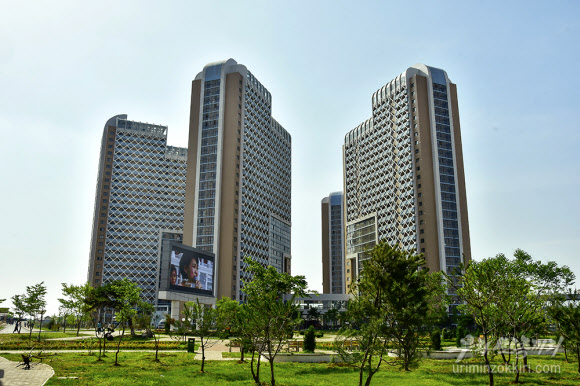 북한 평양 송화거리