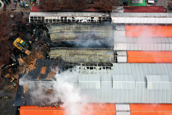 불에 탄 창평시장