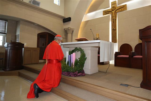 대전성모병원 찾은 유흥식 추기경