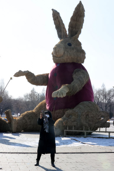 억새토끼와 함께 ‘찰칵’