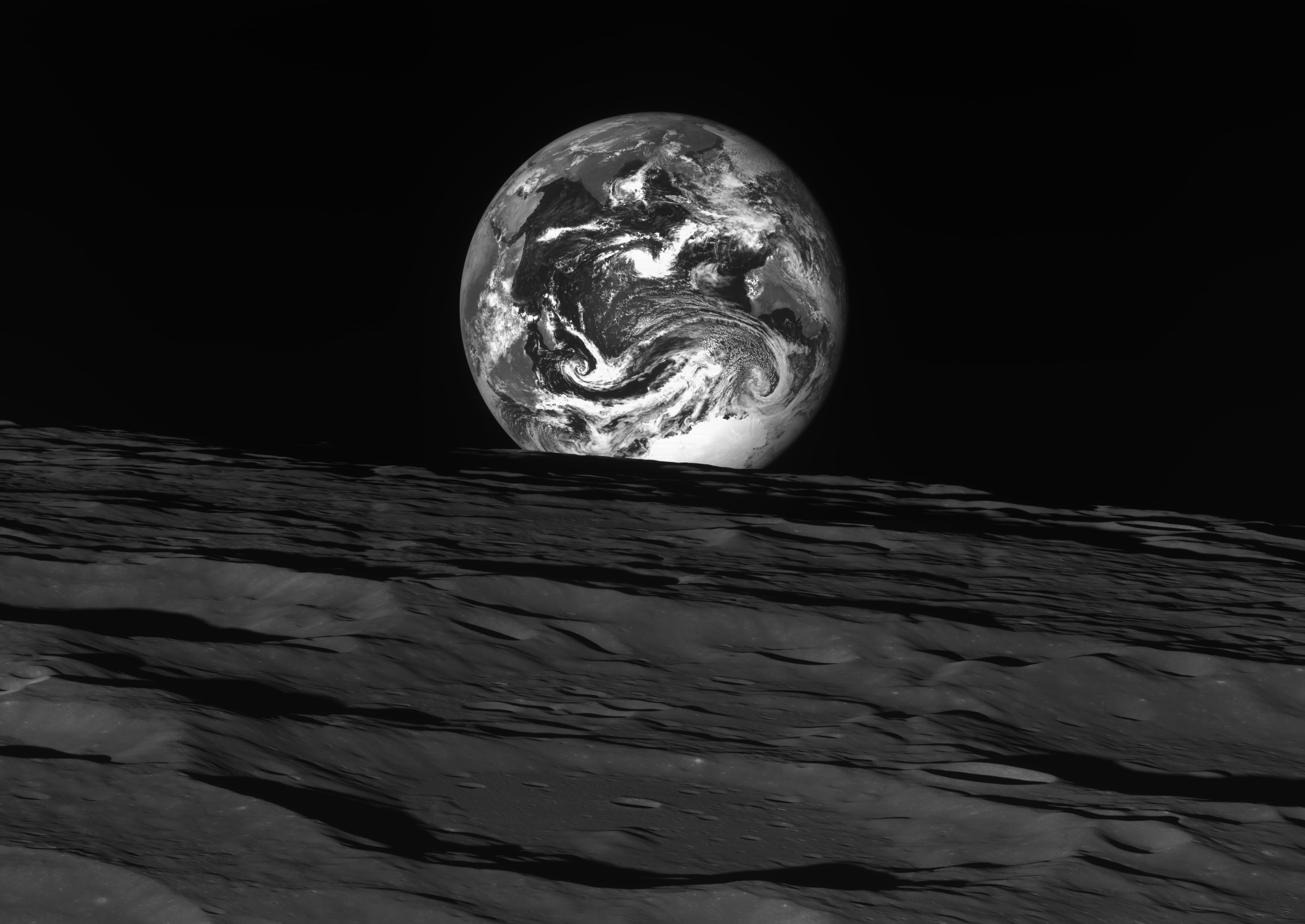 지난 12월 24일 다누리가 달 상공 344km에서 촬영한 지구