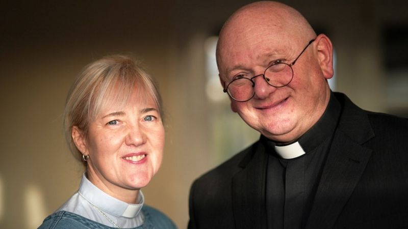 엘리자베스 수녀와 로버트 수사 부부. BBC 화면 캡처