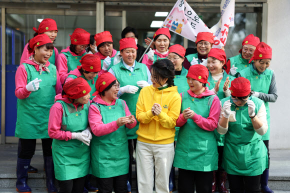 배식 봉사 마친 김건희 여사