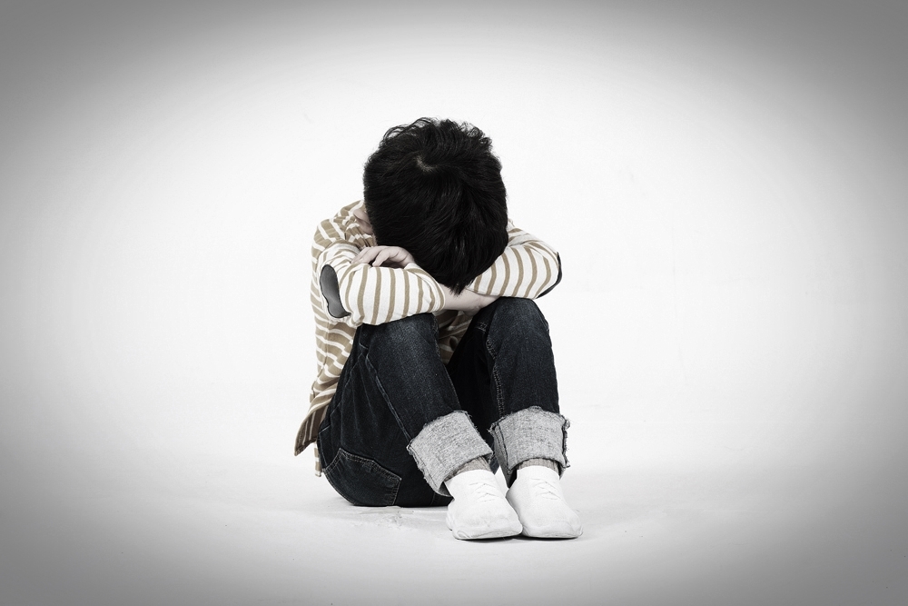 국내 연구진이 아동학대가 성인기 정신질환을 어떻게 유발하는지 처음으로 밝혀냈다. 아동학대 관련 이미지.
