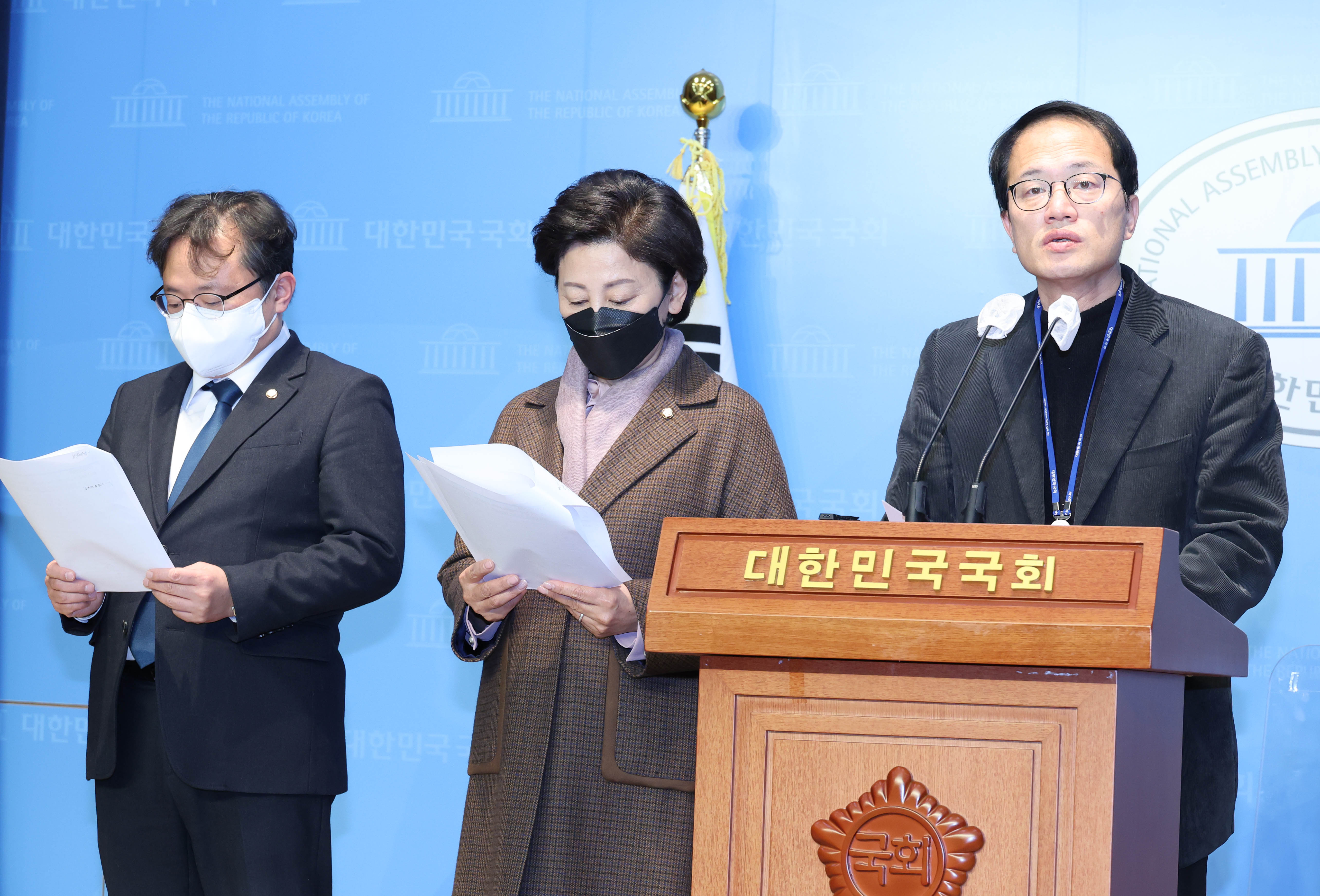 민주당, 이태원참사 특별재난지역 소상공인·자영업자 지원 촉구 기자회견