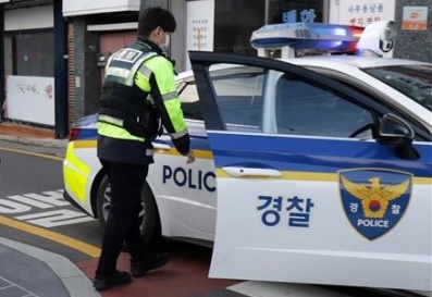 경찰차 자료사진.(해당 기사와 직접적 관련 없음) 서울신문DB
