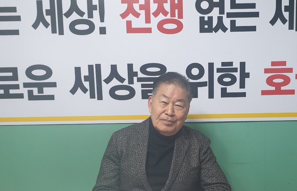 베트남전에 참전했던 류진성씨는 당시 한국군의 민간인 학살에 따른 손해배상을 요구하는 소송에서 자신이 목격한 퐁니 마을의 모습을 증언했다.