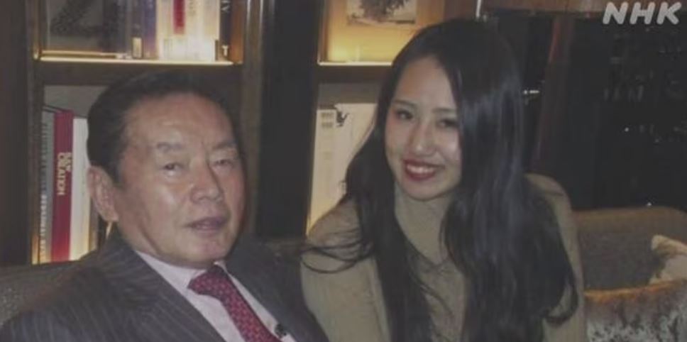 급성 각성제 중독으로 사망한 노자키 고스케(왼쪽)와 그의 아내 스도 사키. /NHK