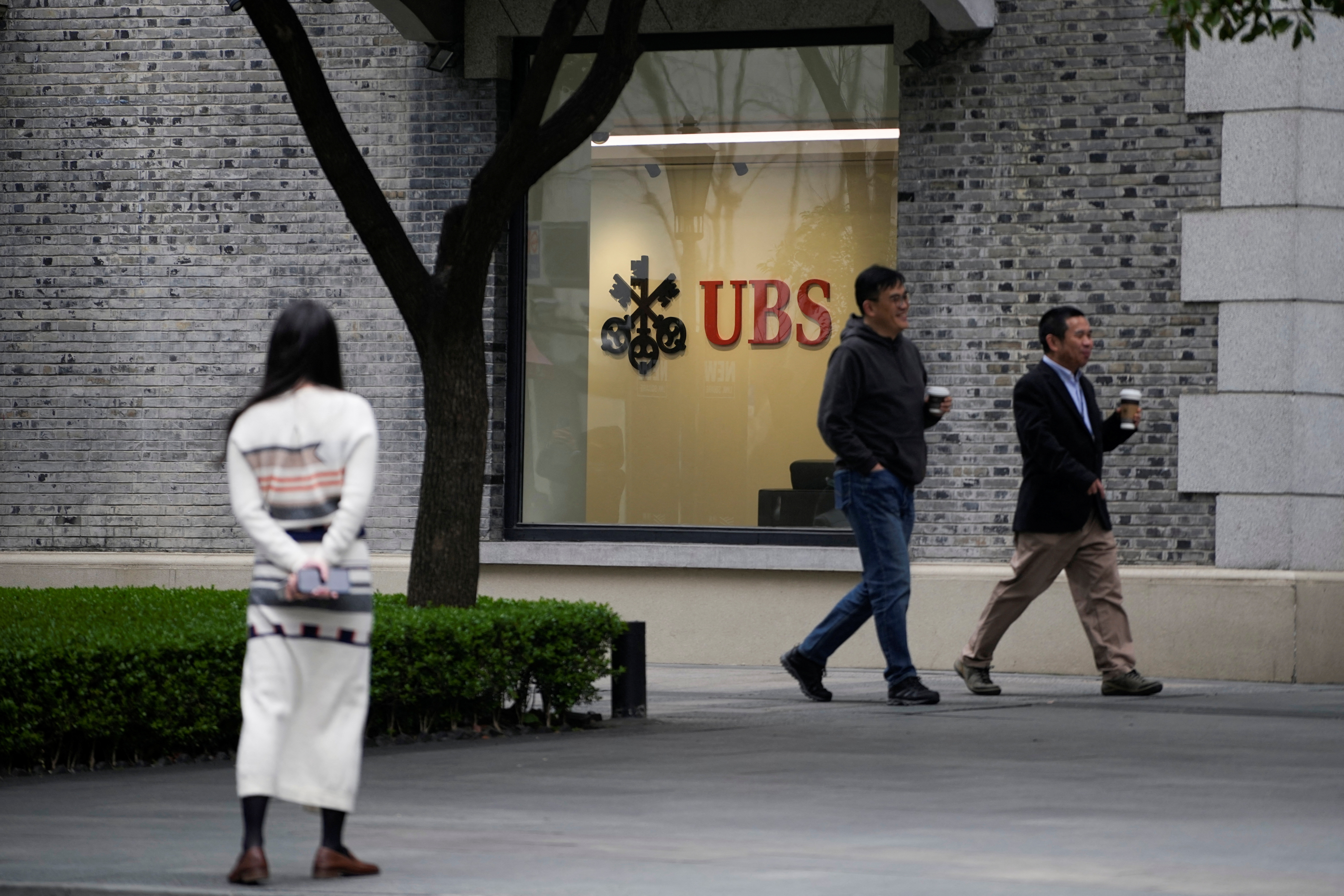 20일 중국 상하이의 UBS 지점. 로이터 연합뉴스