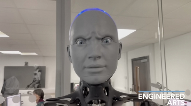 가장 진보한 형태의 휴머노이드 로봇 ‘아메카’의 새로운 영상이 공개됐다. ‘엔지니어드 아츠’ 유튜브