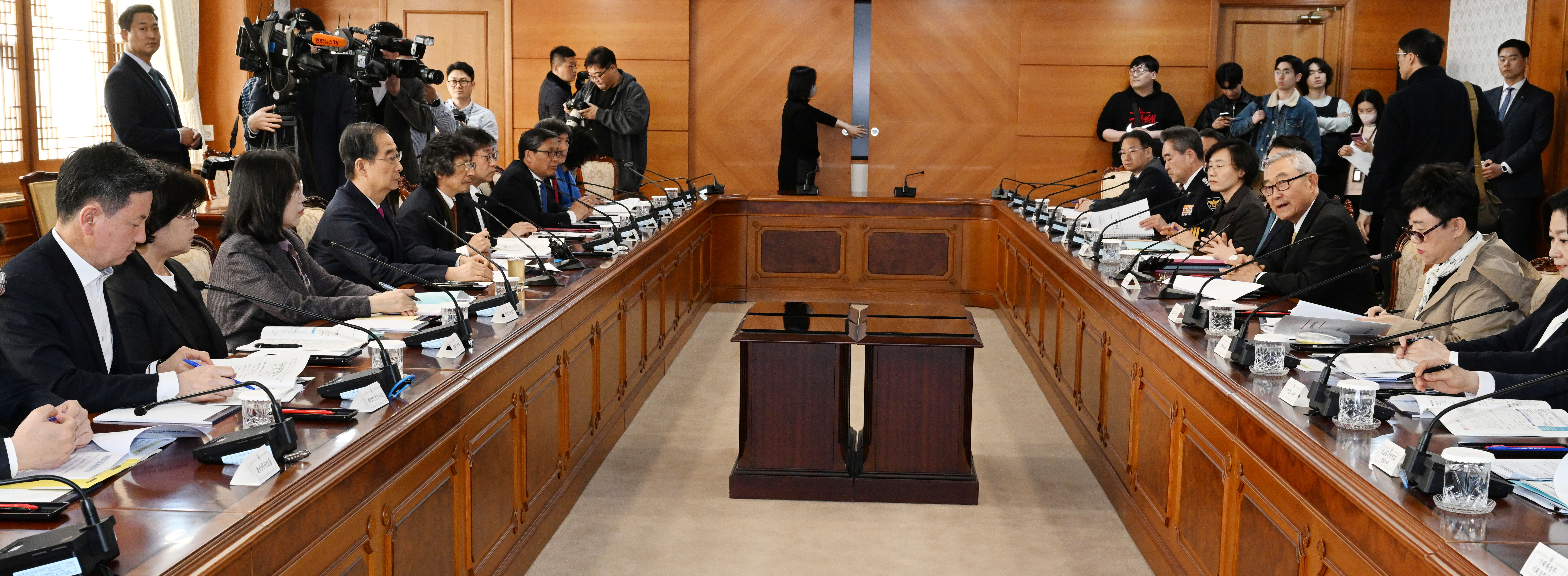 韓총리, 학폭대책위 회의 주재