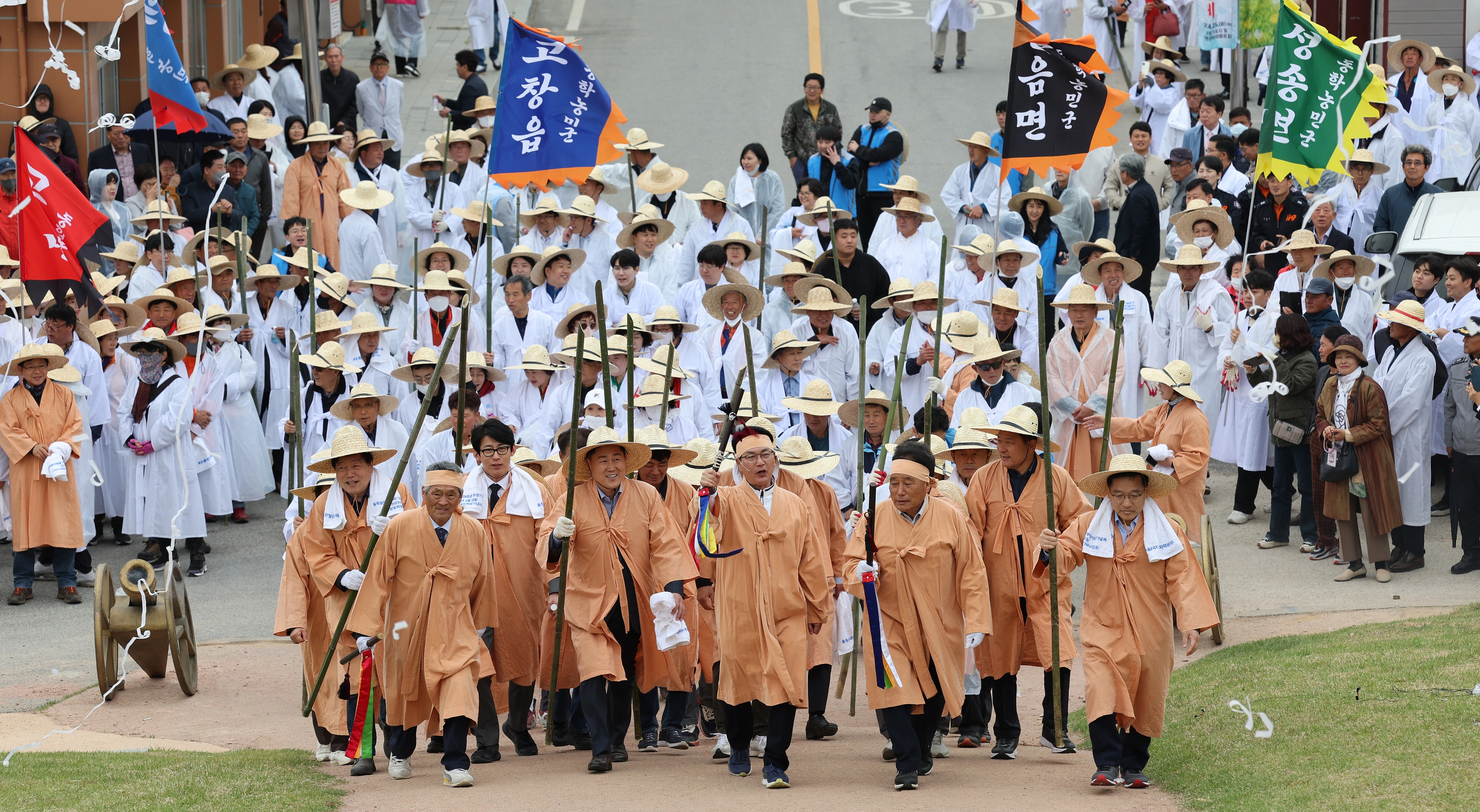 전북 고창군이 매년 공음면 무장기포지 일원에서 개최하는 ‘동학농민혁명 무장기포기념제’.
고창군 제공