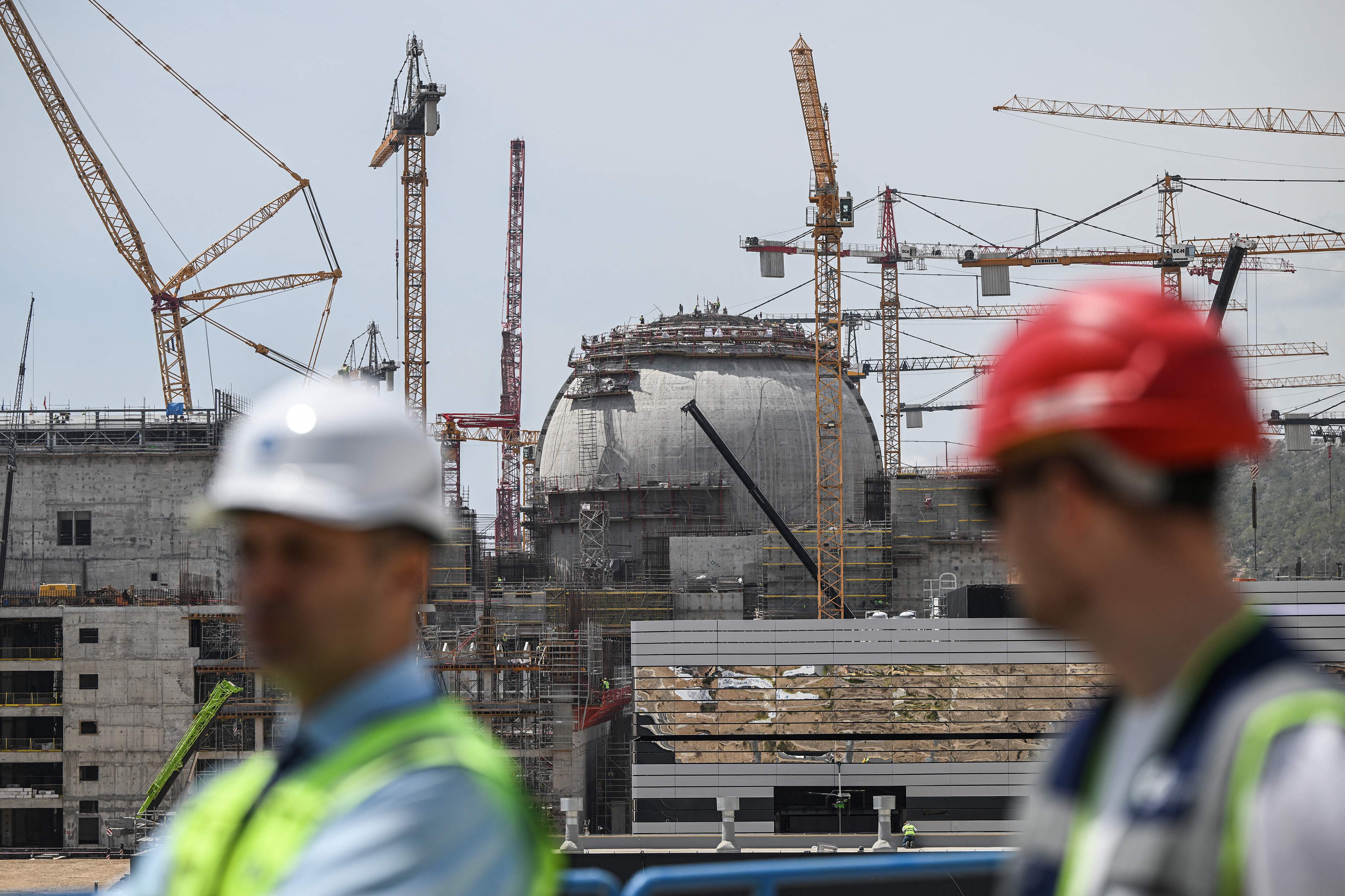 러시아가 튀르키예 남부 메르신주에 짓고 있는 악쿠유 원전 현장 모습. 메르신 AFP 연합뉴스