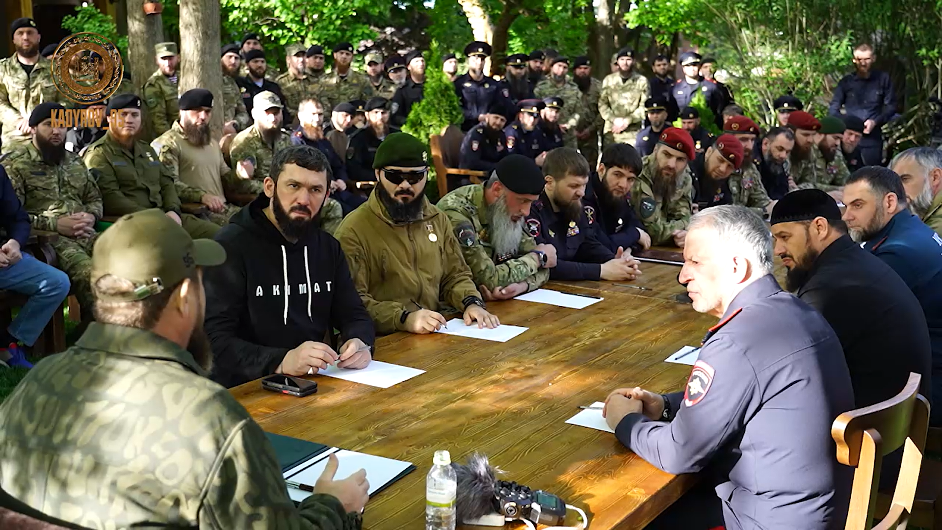 6일(현지시간) 보안군 회의를 소집한 람잔 카디로프 체첸공화국 수장. 2023.5.6 텔레그램