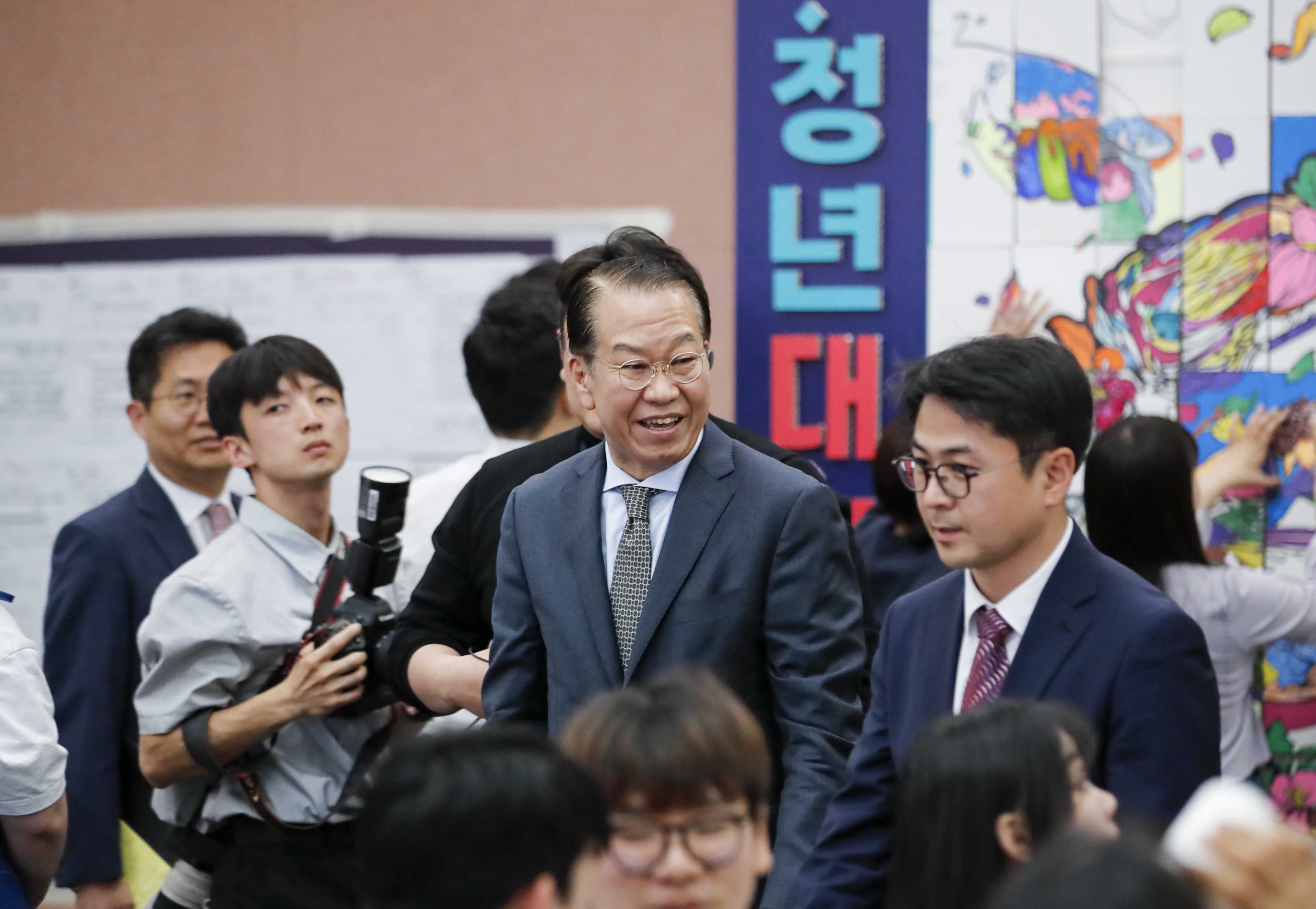 권영세 통일부 장관이 23일 서울 중구 서울시청 태평홀에서 열린 2023 청년대화에 참석하고 있다.   뉴스1