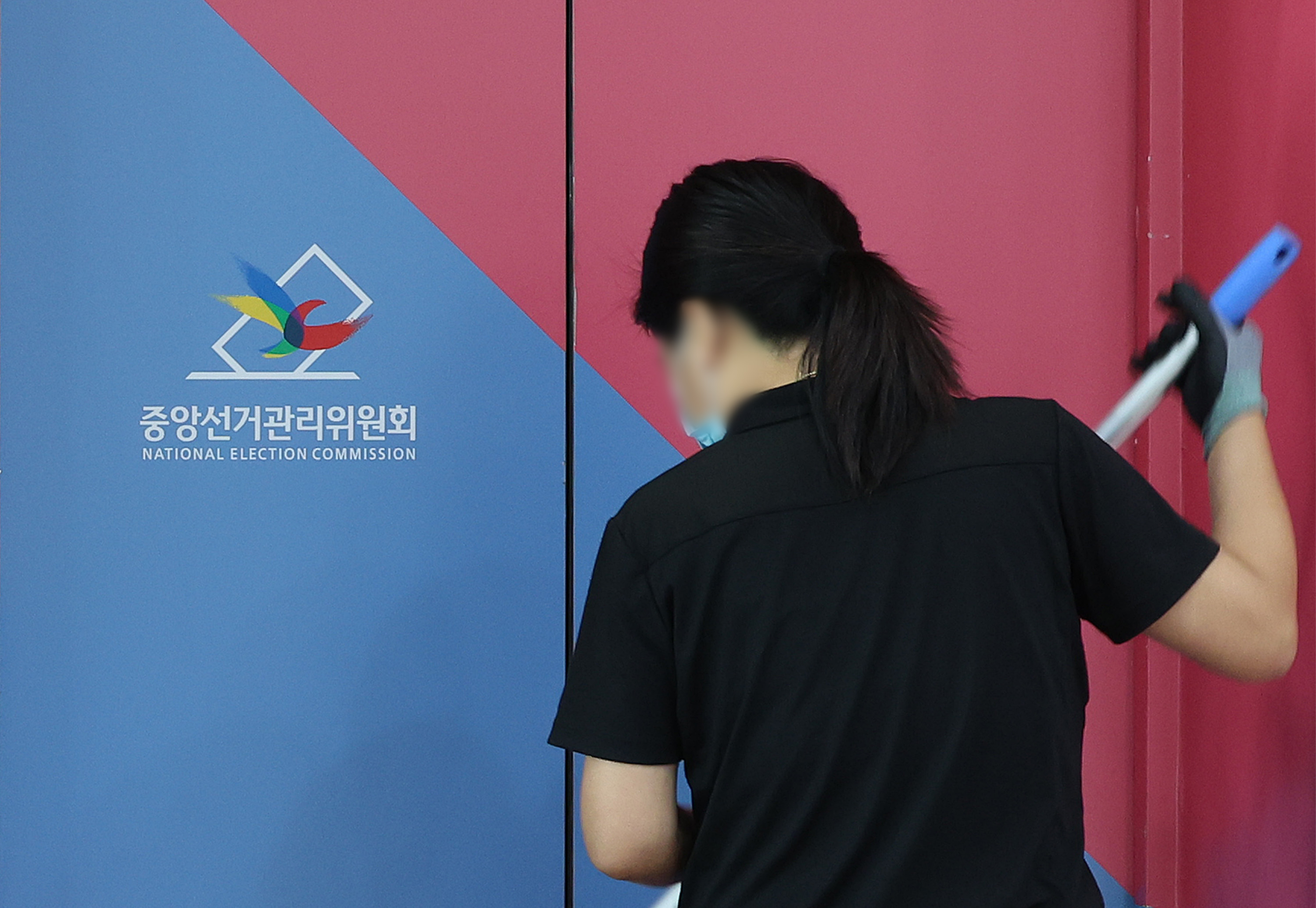 ‘자녀 특혜채용’ 의혹 감사 거부 논란 속 중앙선관위