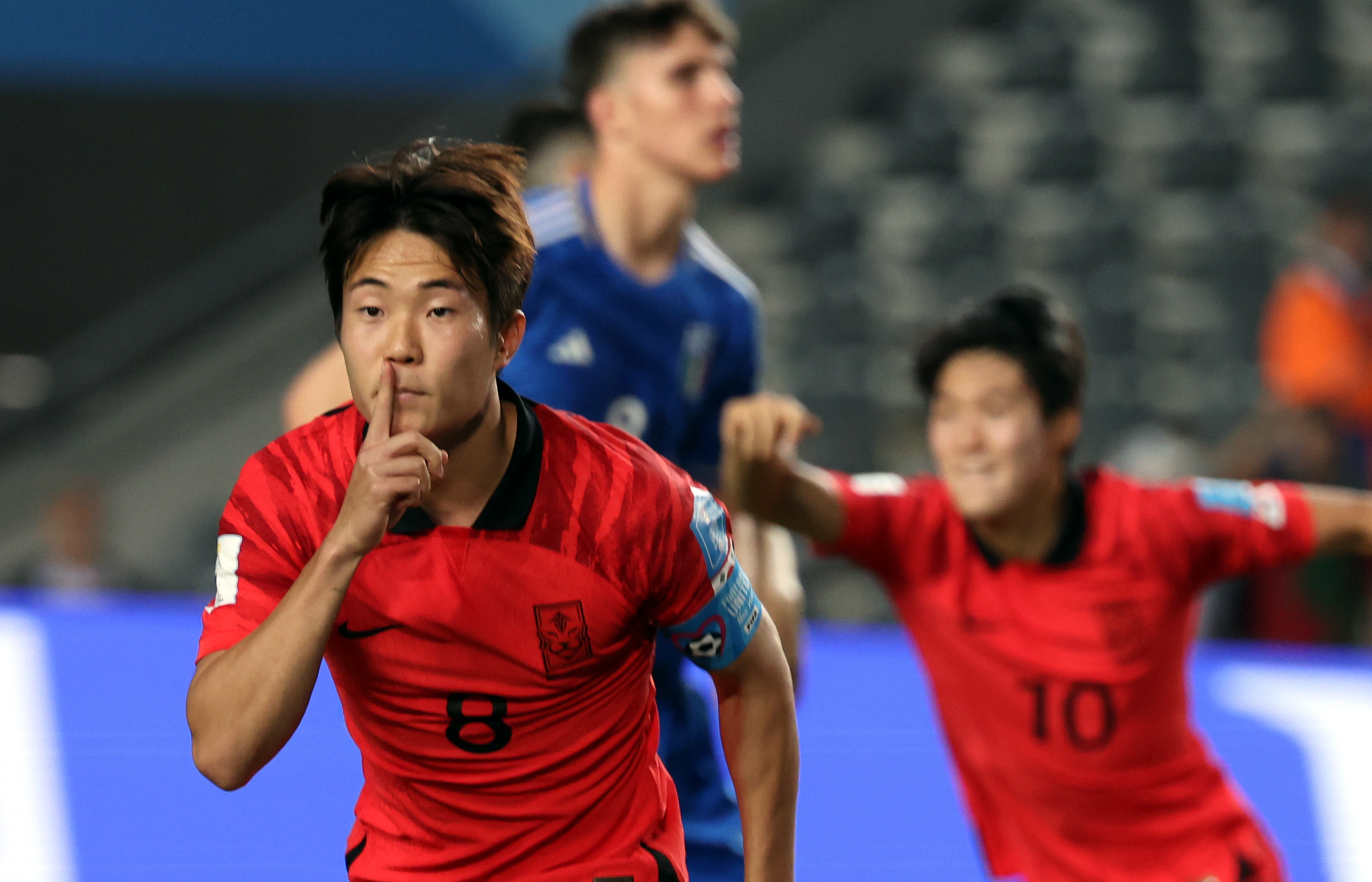 이승원이 8일(현지시간) 아르헨티나 라플라타 라플라 스타디움에서 열린 ‘FIFA U-20 월드컵 아르헨티나 2023’ 준결승전 한국과 이탈리아의 경기에서 페널티킥 동점골을 넣은 후 기뻐하고 있다. 2023.6.9 뉴스1