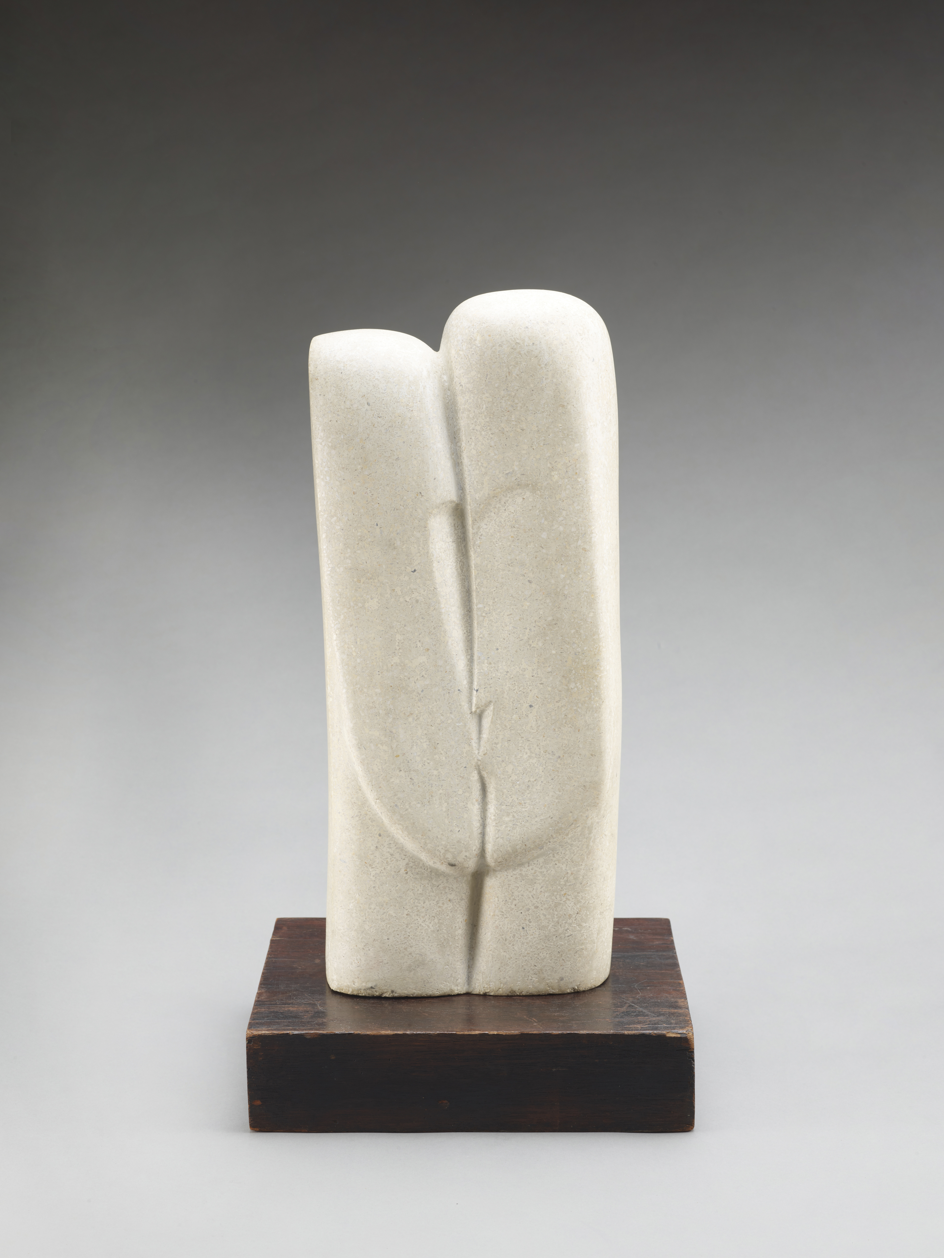 김정숙, 키스, 1956, 53.5×23.5×12cm, 국립현대미술관 이건희컬렉션
