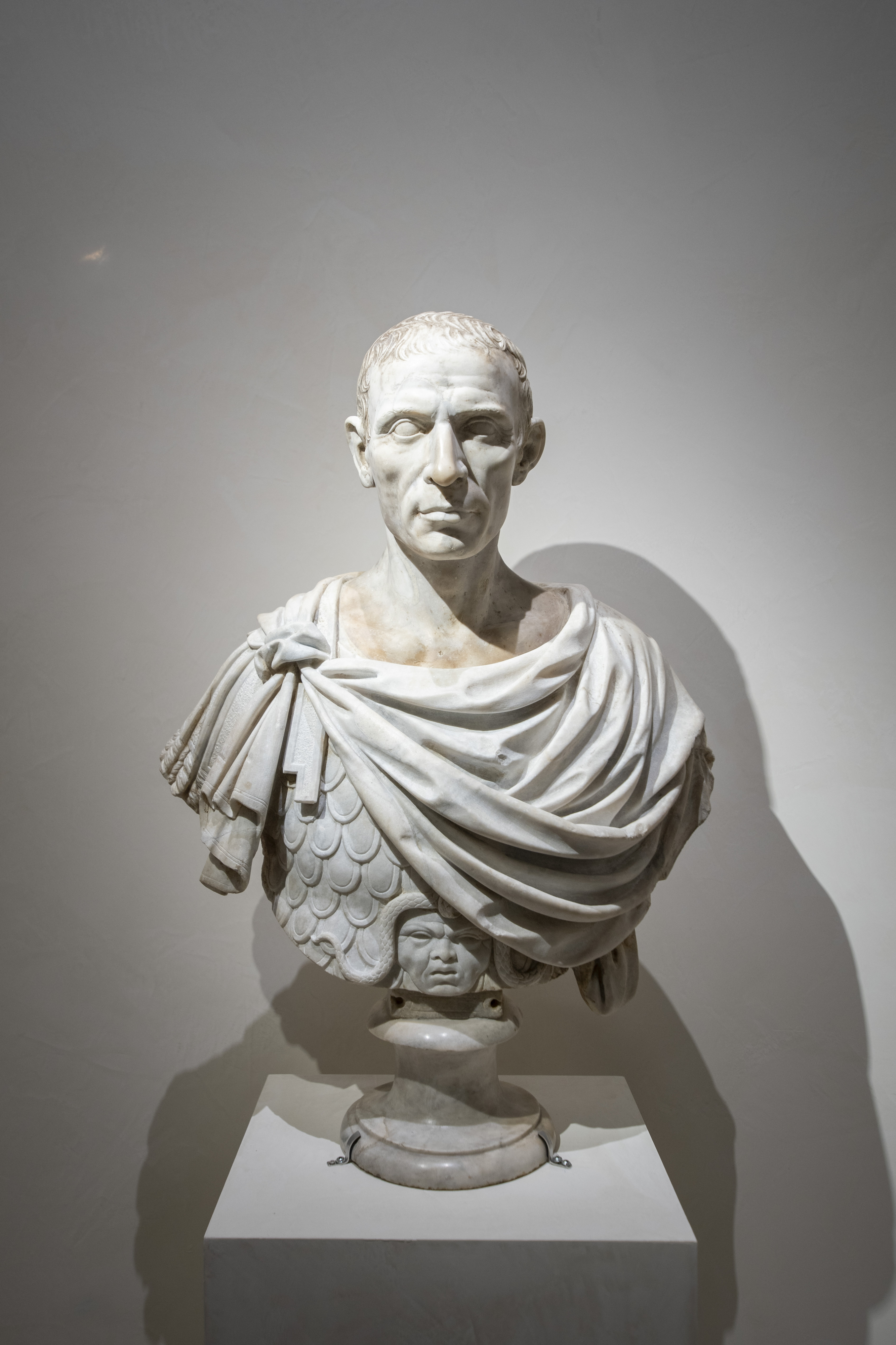 로마에서 가장 유명한 인물 중 하나인 가이우스 율리우스 카이사르를 볼 수 있다.  국립중앙박물관 제공