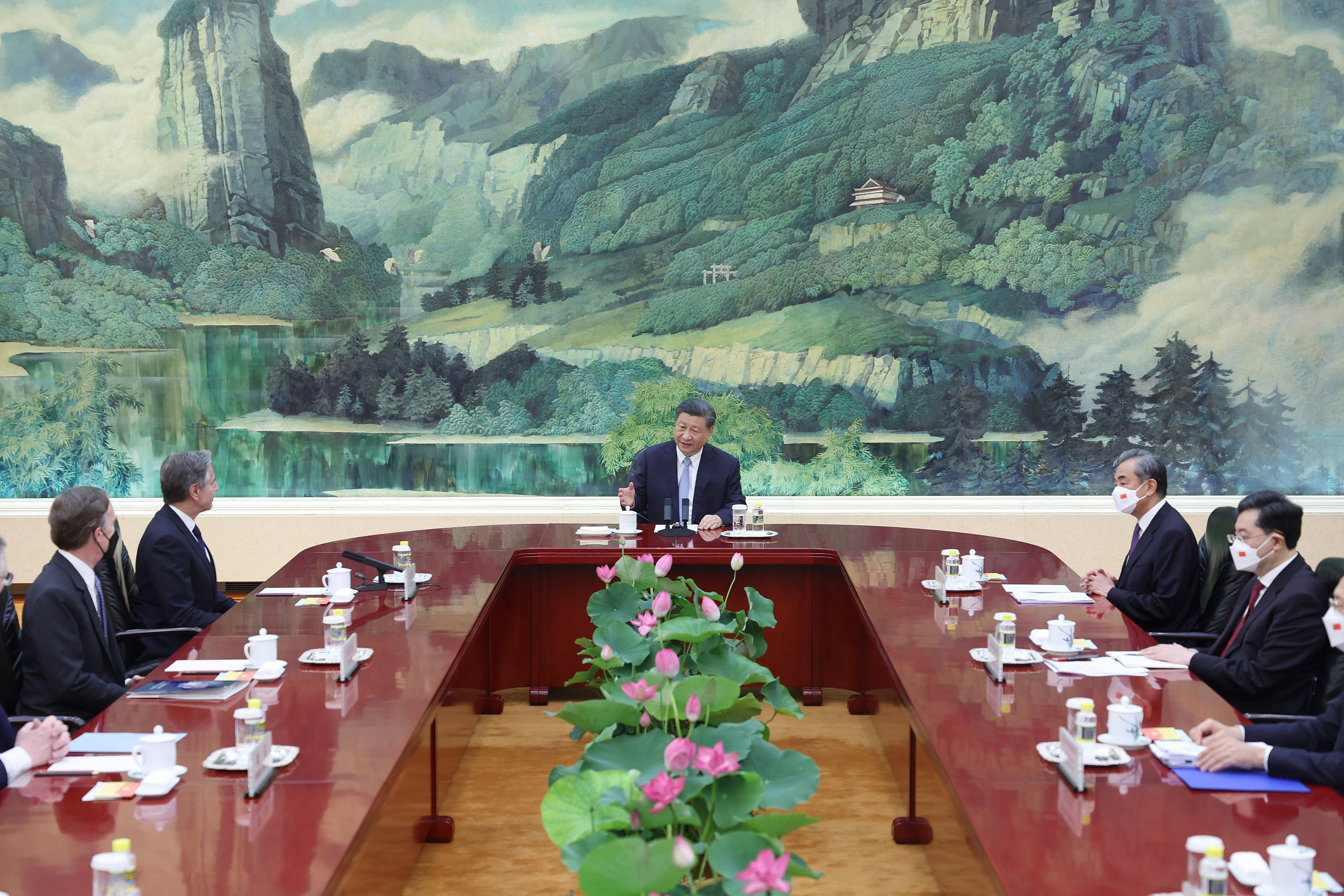 미국 외교 수장으로는 5년 만에 중국을 방문한 토니 블링컨 미국 국무장관(왼쪽 두번째)이 19일 베이징에서 시진핑(가운데) 중국 국가주석과 회담하고 있다. 2023.6.19 UPI 연합뉴스