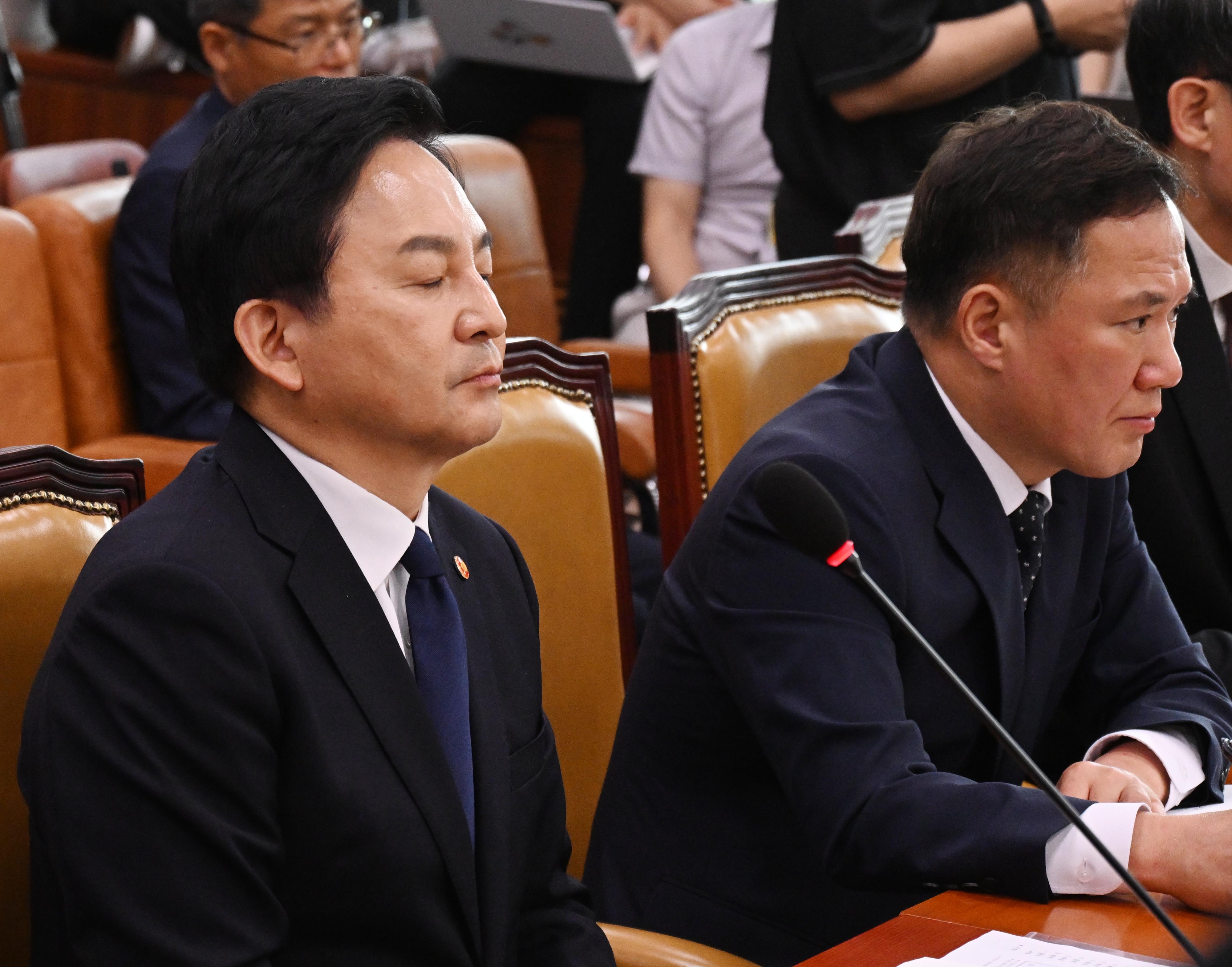 26일 국회에서 열린 국토교통위원회 전체 회의 양평 고속도로 백지화 논란 현안질의에 원희룡 국토교통부장관이  참석해 있다 .2023,7,26안주영 전문기자