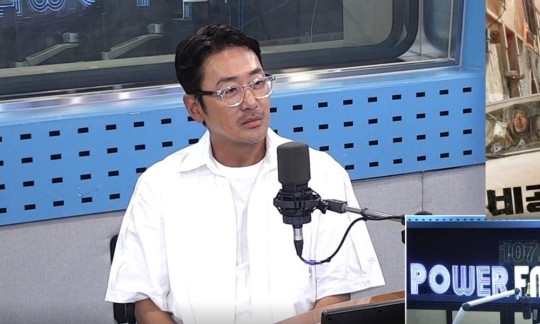 사진 SBS 파워FM ‘최화정의 파워타임’ 보는 라디오