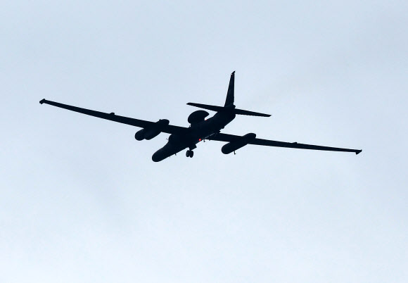 한미가 ‘을지 자유의 방패’ (UFS·을지프리덤실드) 연합연습을 개시한 21일 경기도 평택시 주한미공군 오산기지에서 U-2S 고공정찰기가 이륙하고 있다. 2023.8.21 연합뉴스